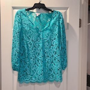 Lilly Pultizer lace top size medium